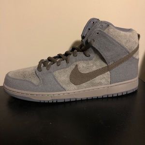 Nike Dunk SB “Taun Taun” *Never worn